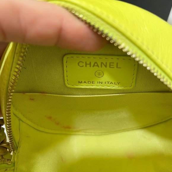 Chanel Round 19 Clutch - Picture 5 of 6